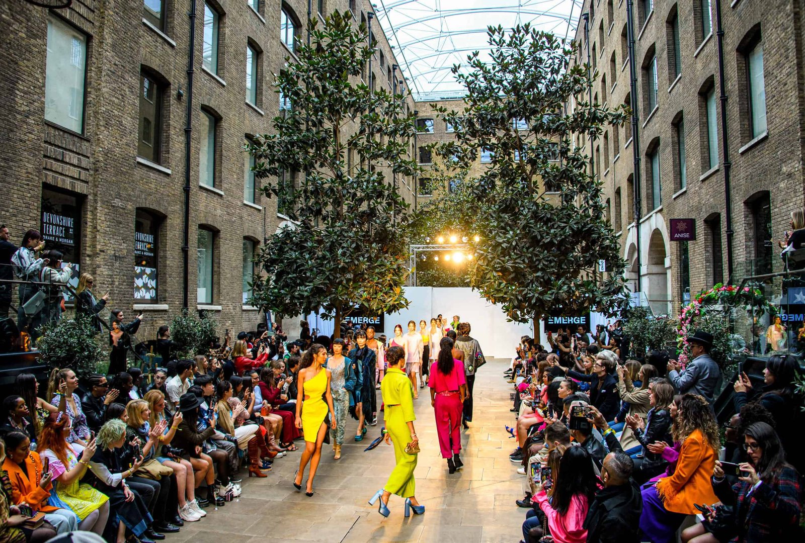 MC_LFW_Show-scaled